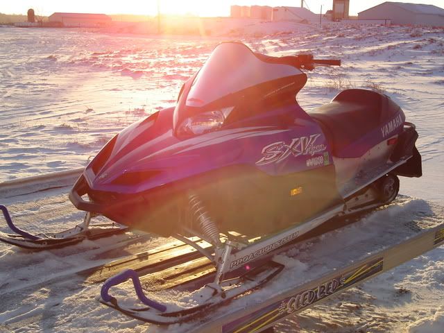 SnowmobileTrailer002.jpg