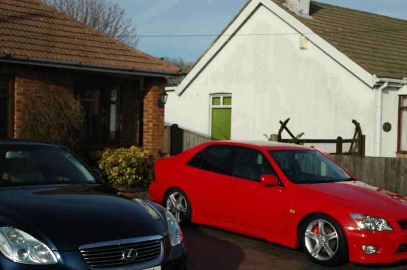 [Image: CLEANINGCARS002.jpg]