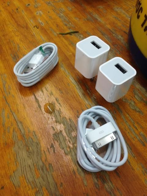 Sạc Lumia,LG,Samsung,Iphone,Ipad,Tai nghe Galaxy S4 & S3,Tai nghe Iphone 5 & 4S >>>>> - 4