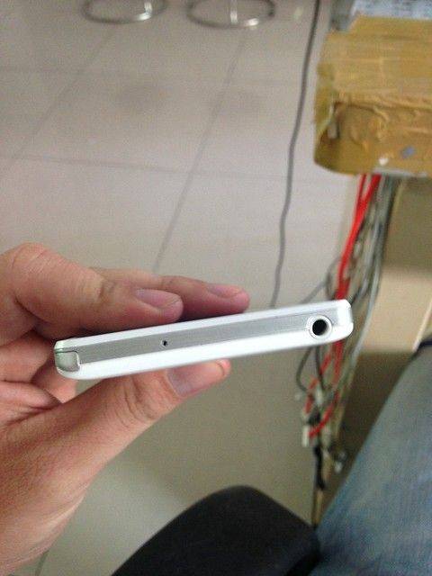 Galaxy Note 4 N910G white & LG LTE 3 F260S white - 7