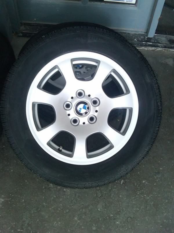 2004 BMW 525I Wheels and Tires ALMOST NEW!! 550!! Bimmerfest BMW