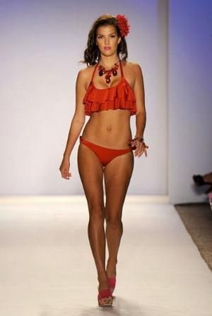 2010 Charleston Fashion Week Model Phoebe Marie Guest