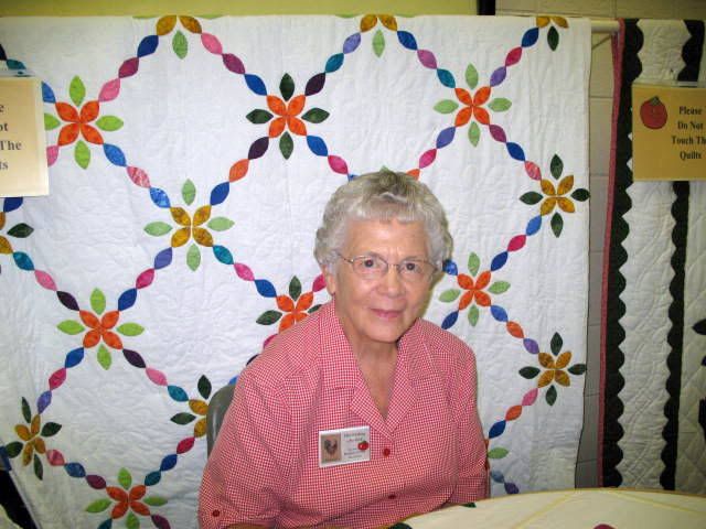 quilting at the tomato festival