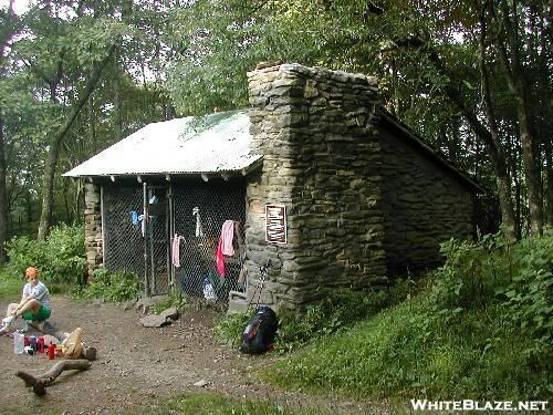 spencwe field trail shelter