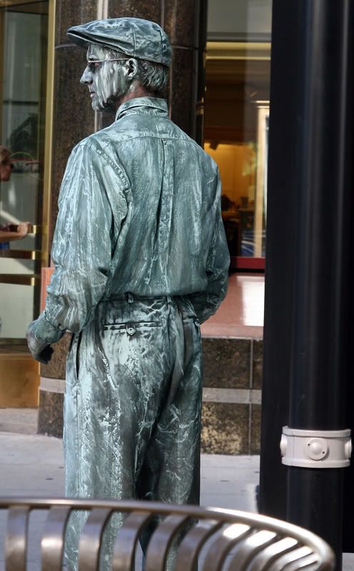 IMAGE: http://i92.photobucket.com/albums/l8/barkleydog1/tinman007.jpg