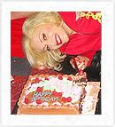 The image “http://i92.photobucket.com/albums/l9/Gwenabee_9/birthdaygwen.jpg?t=1191434076” cannot be displayed, because it contains errors.